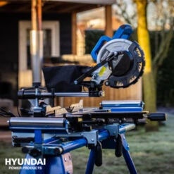 Hyundai Telescopische Afkortzaag / Verstekzaag 1700W -Elektrisch Gereedschap 123 1665