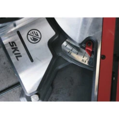 SKIL Afkortzaag /verstekzaag 254mm Met Trekfunctie, Laser En 'dual Bevel' Functie 1320AA 2000W + Snelklem -Elektrisch Gereedschap 123 2114