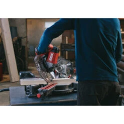 SKIL Afkortzaag /verstekzaag 254mm Met Trekfunctie, Laser En 'dual Bevel' Functie 1320AA 2000W + Snelklem -Elektrisch Gereedschap 123 2116