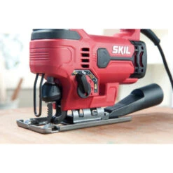 SKIL Decoupeerzaag 4530GA 550W + 7 Zaagbladen 8 SKIL Decoupeerzaag 4530GA 550W + 7 Zaagbladen -Elektrisch Gereedschap 123 221