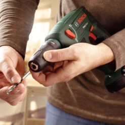 Bosch 18V Boorhamer Met Extra Boorkop En 8-delige Accessoireset (Incl. 2 Accu's 2.5Ah + Lader) 7 Bosch 18V Boorhamer Met Extra Boorkop En 8-delige Accessoireset (Incl. 2 Accu's 2.5Ah + Lader) -Elektrisch Gereedschap 123 2499