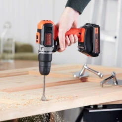 Black & Decker Black+Decker 18V Klopboor Incl. 1.5Ah Accu+lader -Elektrisch Gereedschap 123 2574