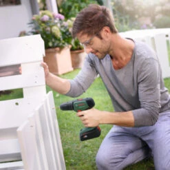 Bosch 18V Accuboormachine UniversalDrill (incl. 2 Accu's 1.5Ah + Lader) -Elektrisch Gereedschap 123 2685