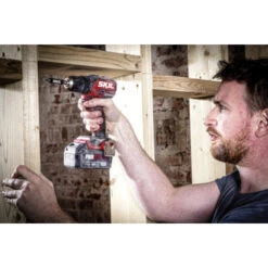 SKIL 20V Accuboormachine 3065GA Compact Brushless 60Nm + 2,0Ah Accu + Snellader + Koffer 18 SKIL 20V Accuboormachine 3065GA Compact Brushless 60Nm + 2,0Ah Accu + Snellader + Koffer -Elektrisch Gereedschap 123 2703