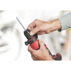 SKIL Klopboormachine Met Metalen Boorkop 6725AA 710W -Elektrisch Gereedschap 123 3049