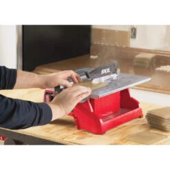 SKIL Tegelzaag / Tegelsnijder 1350AA 600W -Elektrisch Gereedschap 123 387