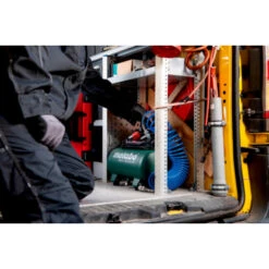 Metabo Compressor Basic 160-6 W OF 6 Metabo Compressor Basic 160-6 W OF -Elektrisch Gereedschap 123 889